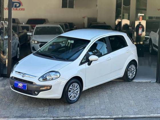 FIAT PUNTO 1.6 ESSENCE 16V FLEX 4P MANUAL